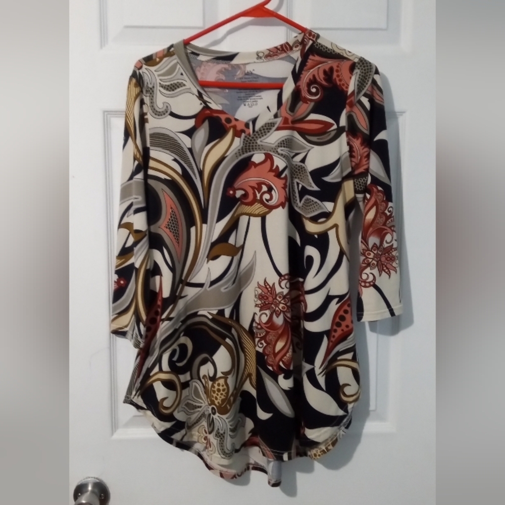 Chic Women's Tunic with Artistic Swirl Design